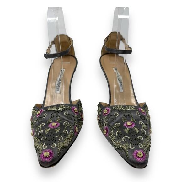 Manolo Blahnik Carolyne Vintage Gray Embroider Floral Slingback Kitten Heel 40.5 - Picture 3 of 13